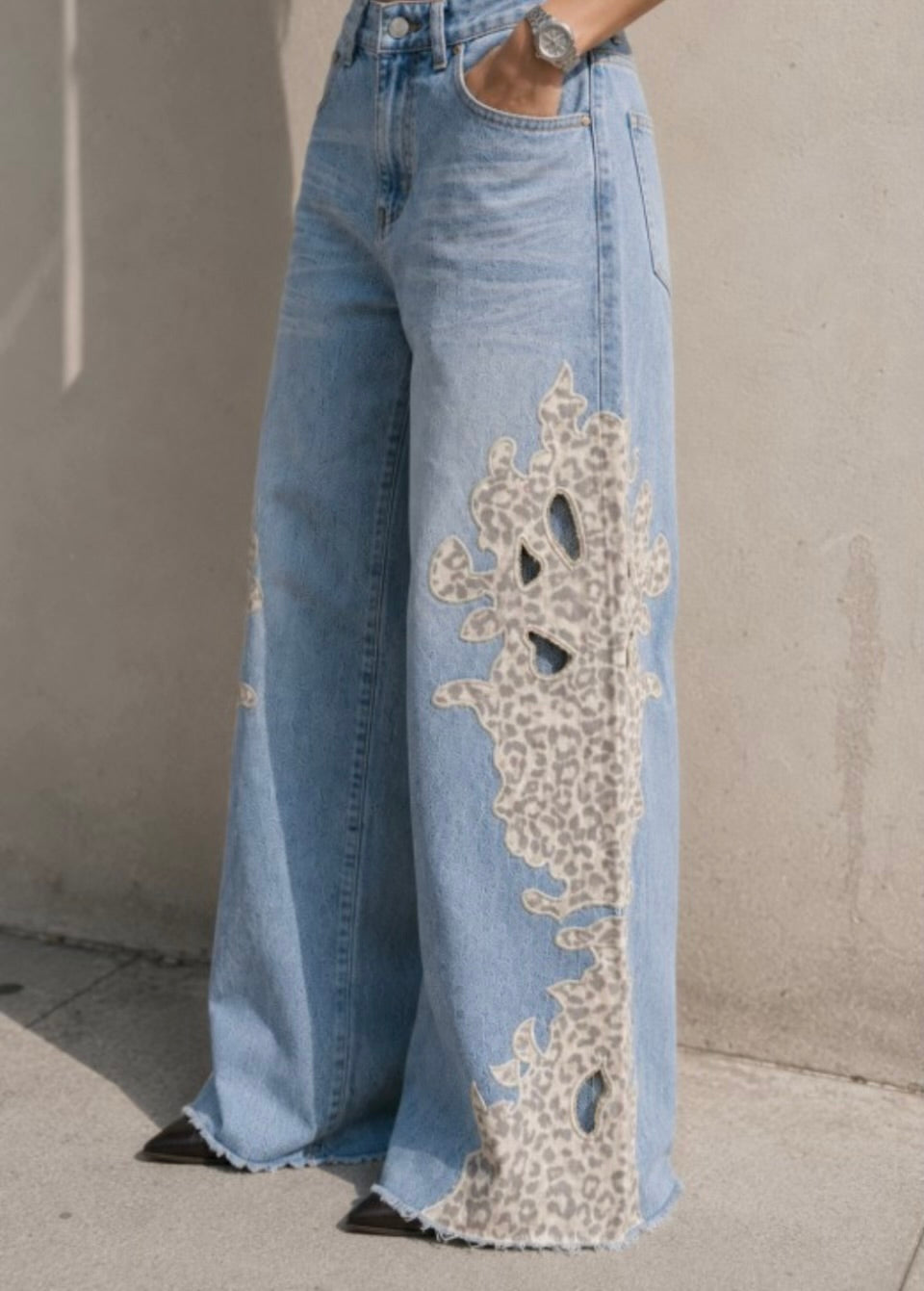 LEOPARD JEANS