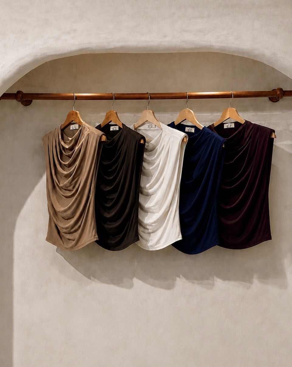 IN ITALY BASIC TOPS